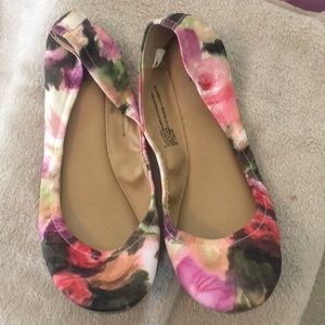 Floral flats